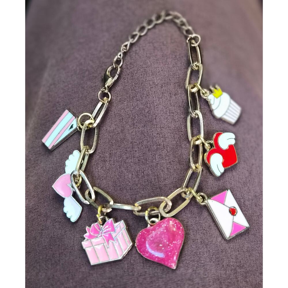 Y2K Chunky Pink Enamel Charm‎ Gold Tone Bracelet Sweetheart Kawaii